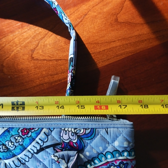 Vera Bradley "Makani Paisley" Carson North South Tote NWT - Picture 7 of 11